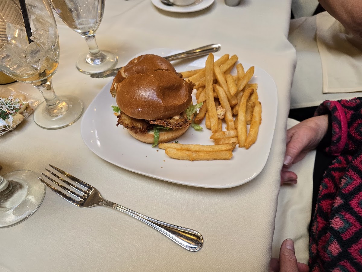 Trackside Restaurant-10